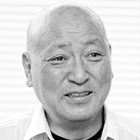室谷克実
